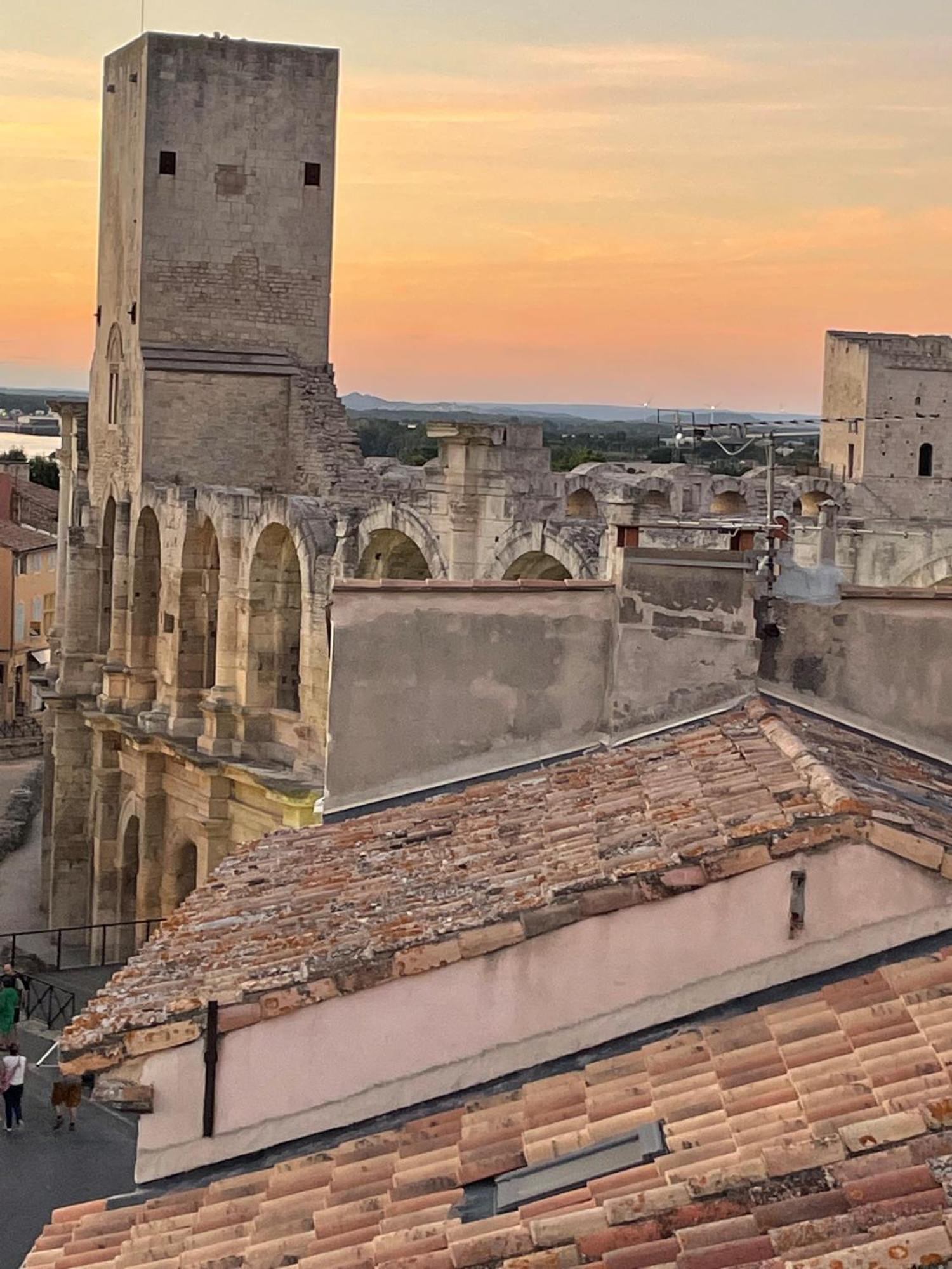 Le Petit Arles Exterior foto